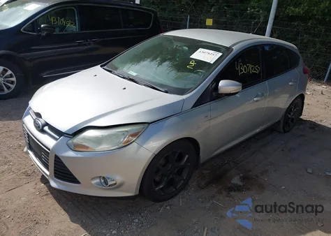 2014 Ford Focus Se из США, поврежденный, VIN 1FADP3K23EL327680